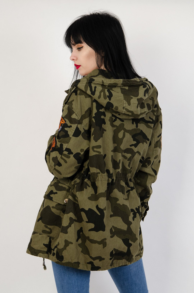 Moro kurtka przejściowa z naszywkami