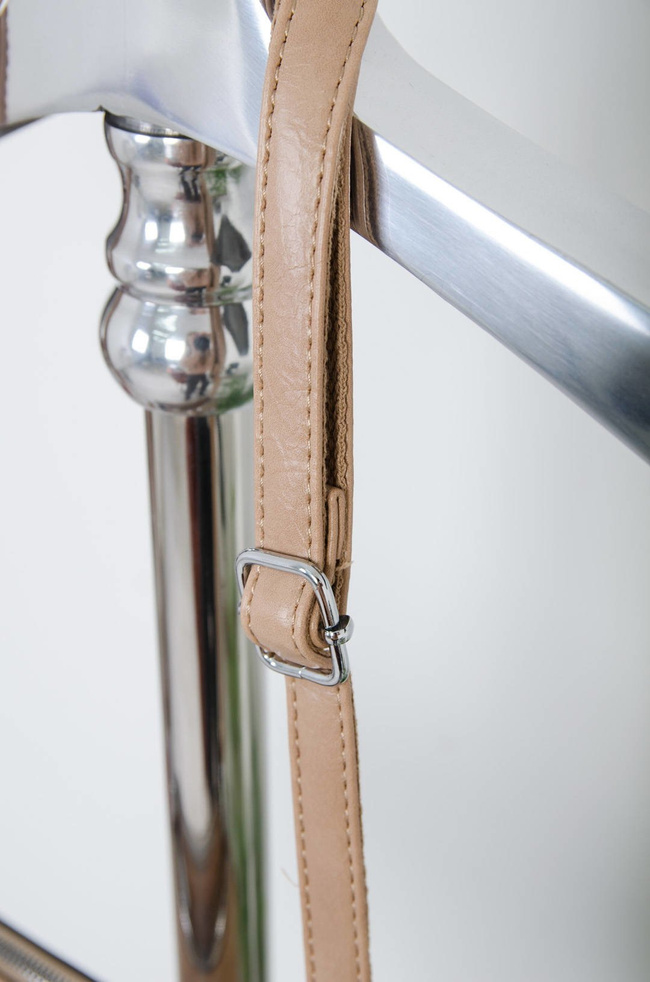 BEŻOWA TOREBKA LISTONOSZKA