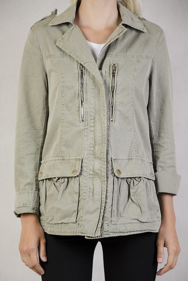 Kurtka khaki z kieszeniami i ozdobnymi zamkami