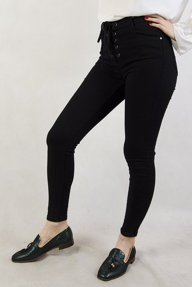 Czarne spodnie z wiązaniem z przodu