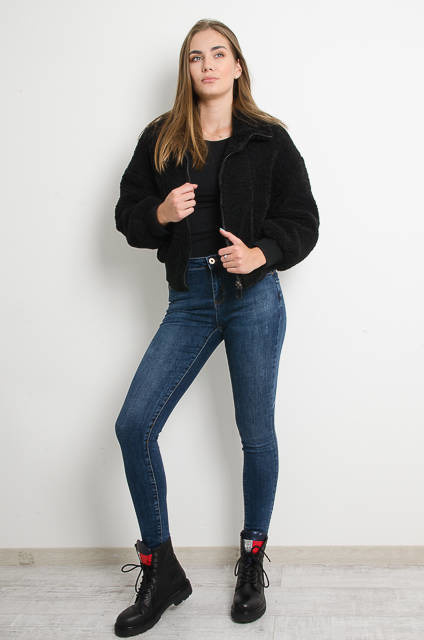 CZARNA KURTKA BOMBERKA Z KOŻUSZKIEM