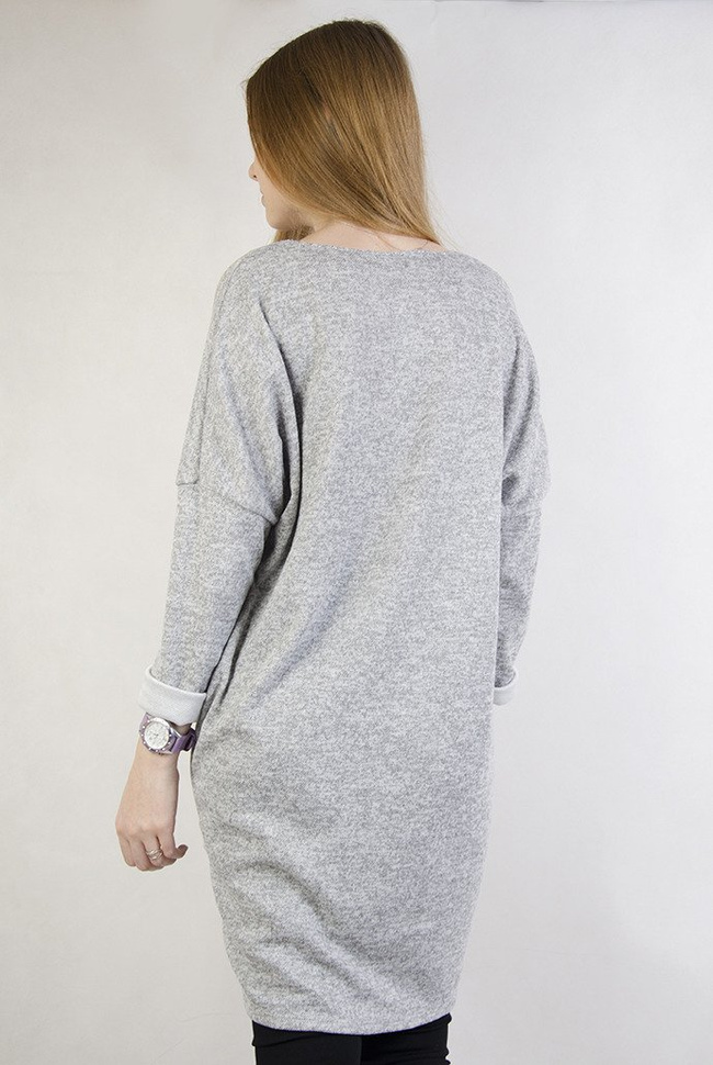 Jasnoszara tunika z cekinową kieszenią