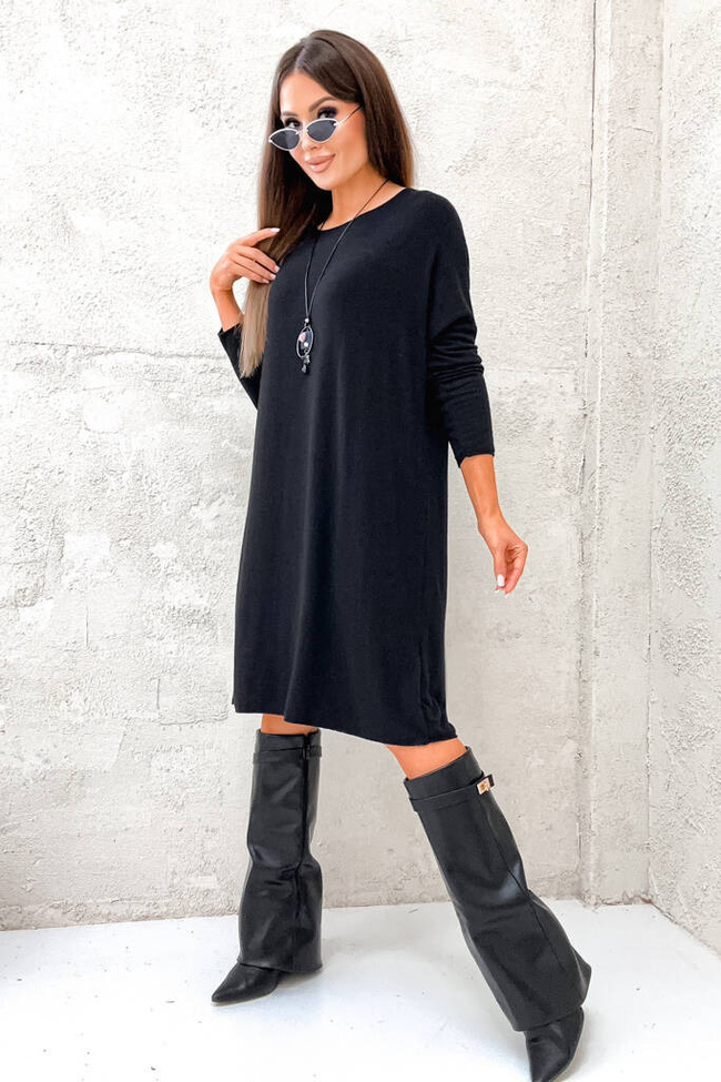 CZARNA SUKIENKA MIDI OVERSIZE+ NASZYJNIK