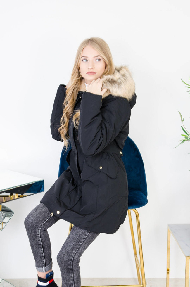 CZARNA KURTKA ZIMOWA PARKA NA MISIU