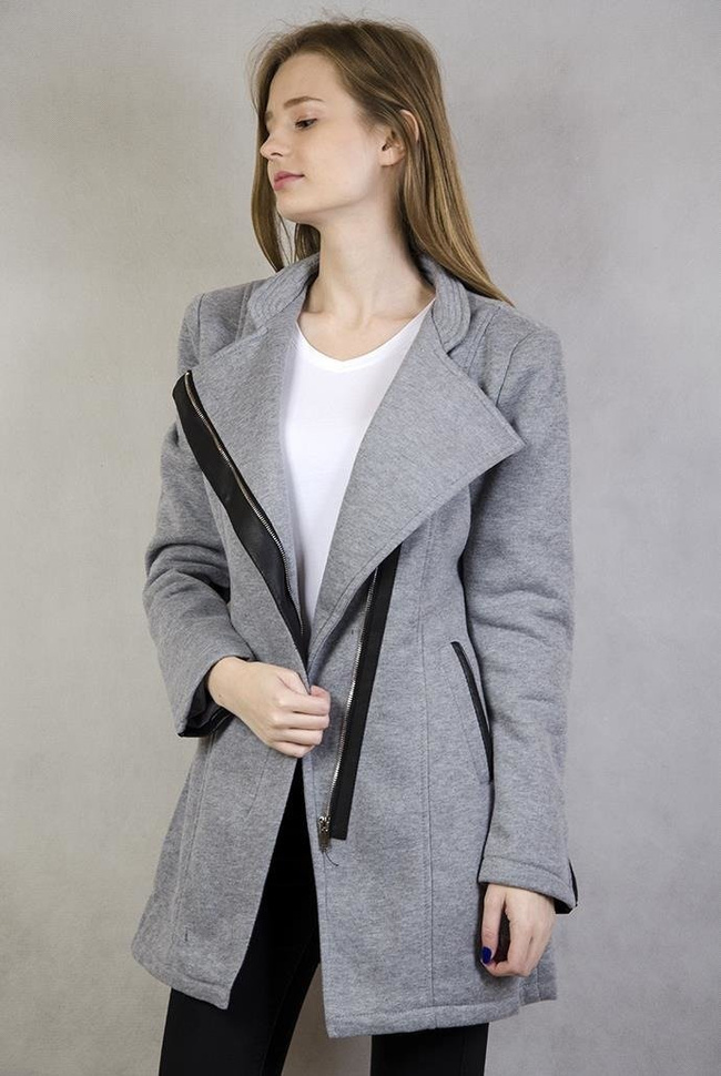 Jasnoszary płaszcz z czarnymi wstawkami