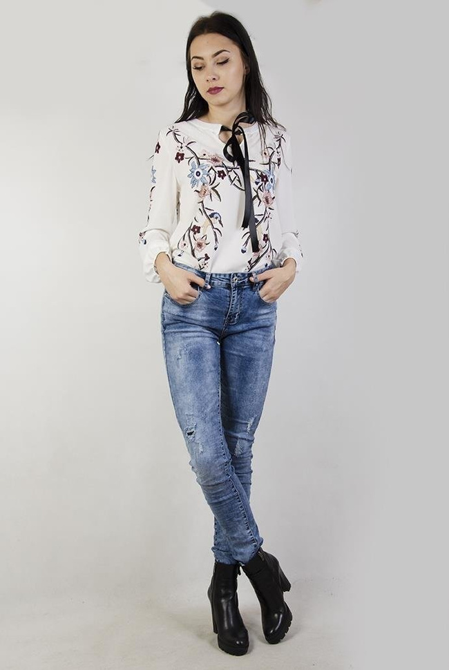 (DUŻE ROZMIARY) Spodnie jeansowe delikatnie cieniowane