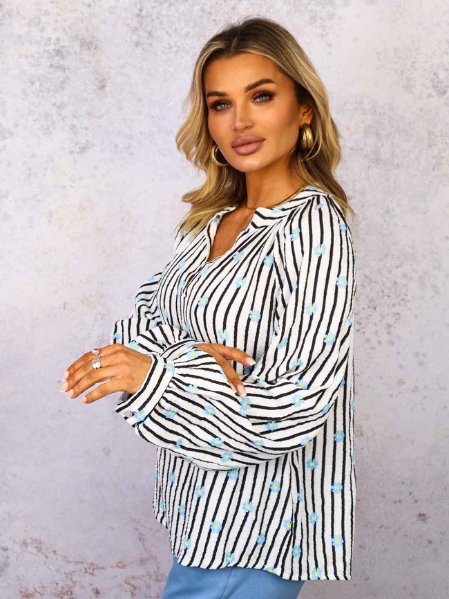 BLUZKA KOSZULOWA W PASKI I KWIATKI- CZARNA