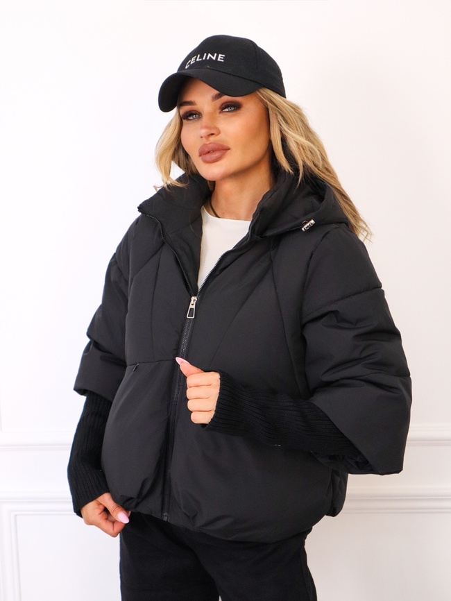 KURTKA PUCHOWA Z DZIANINOWYMI WSTAWKAMI PRZY RĘKAWACH- CZARNA