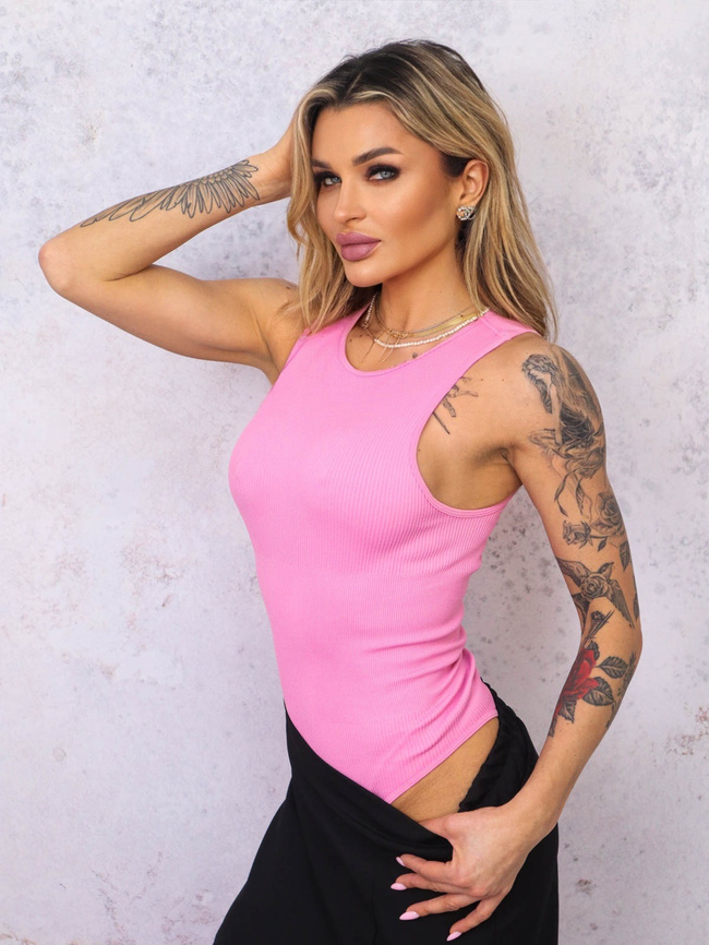 BODY PRĄŻKOWANE MODELUJĄCE- RÓŻOWE