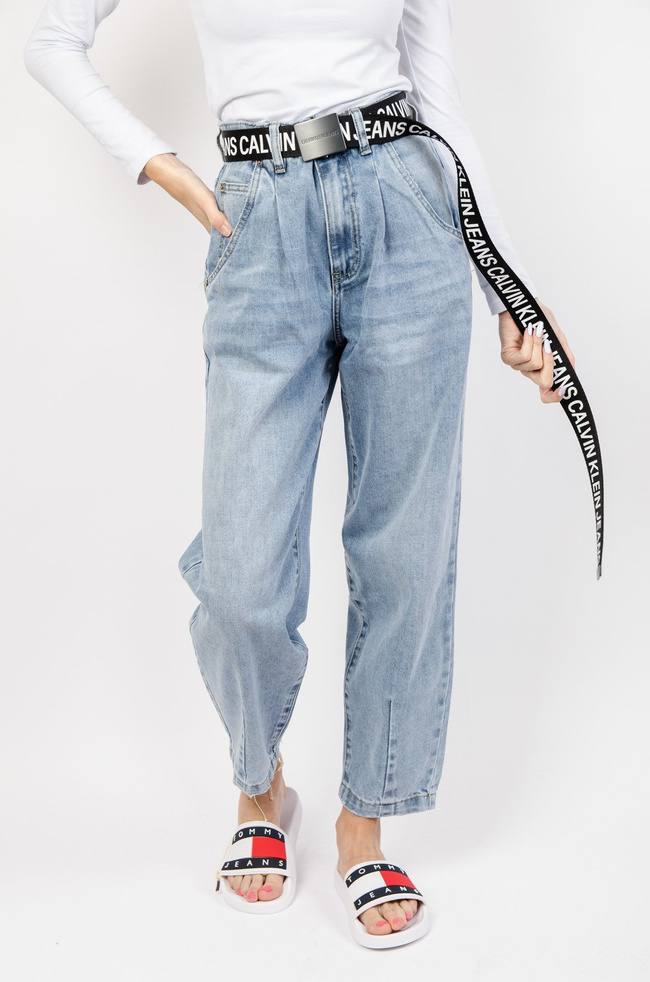 NIEBIESKIE SPODNIE JEANSOWE TYPU BALLOON JEANS Z WYSOKIM STANEM