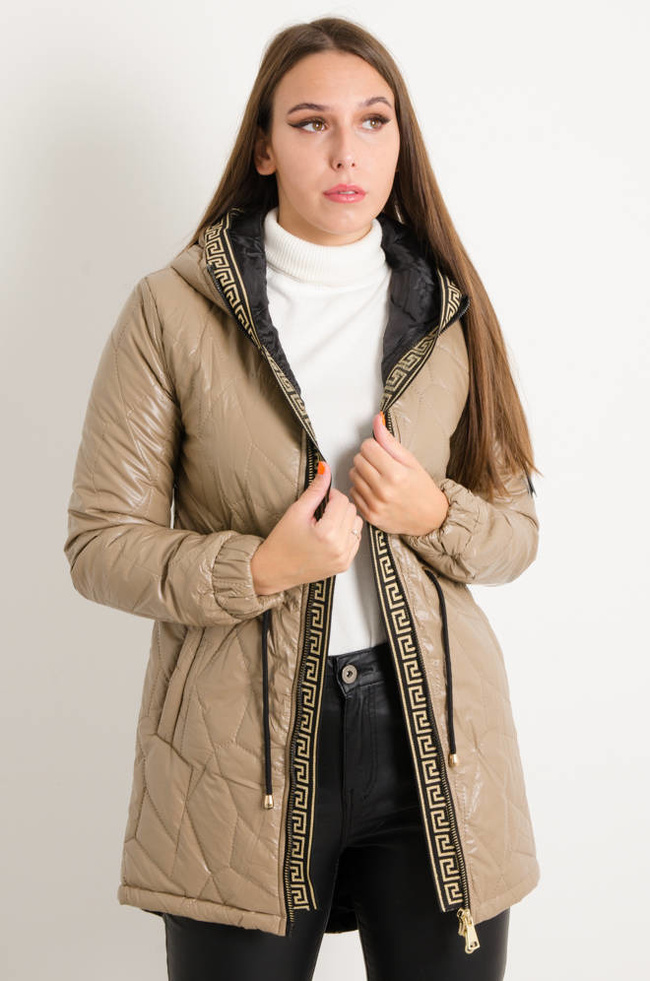 KURTKA ASYMETRYCZNA PIKOWANA WIĄZANA W PASIE- BEŻOWA