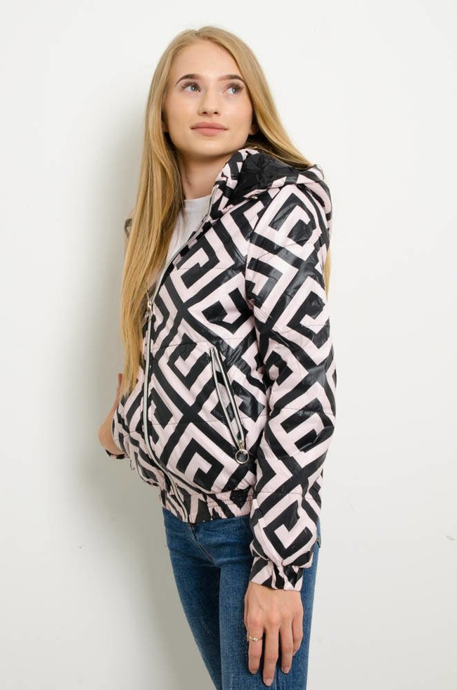RÓŻOWO-CZARNA KURTKA ZE WZOREM