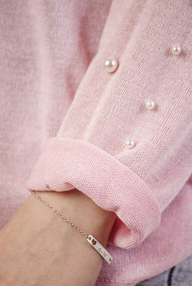 Różowa bluzka z koralikami