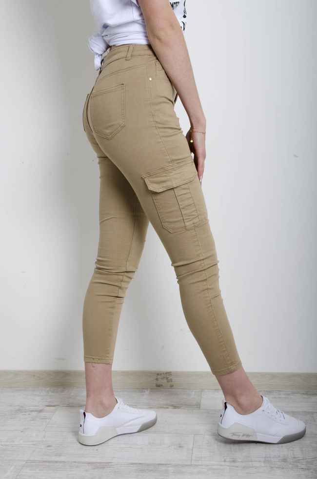 SPODNIE BOJÓWKI Z GUZIKAMI- BRĄZOWE