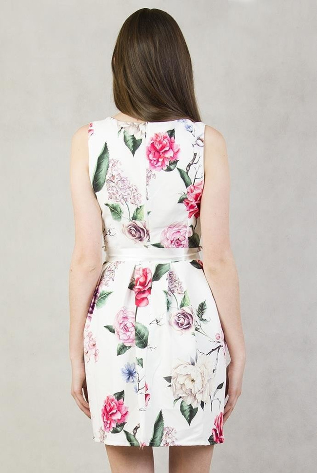 Biała sukienka w kolorowe kwiaty