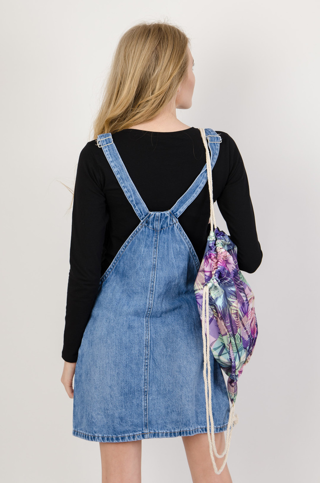 Jasno-jeansowa spódnica ogrodniczka