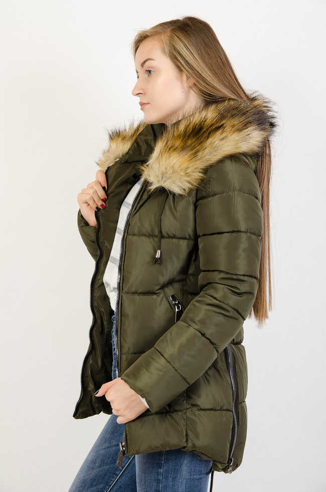 Zielona ocieplana kurtka z zamkami po bokach