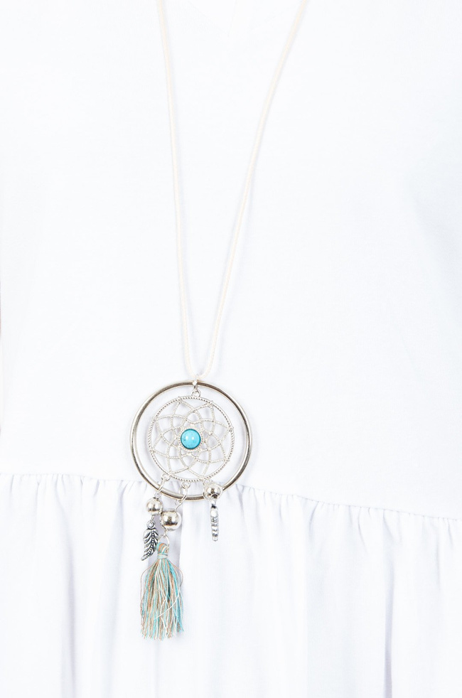 BIAŁA LUŹNA SUKIENKA W SZPIC + WISIOREK