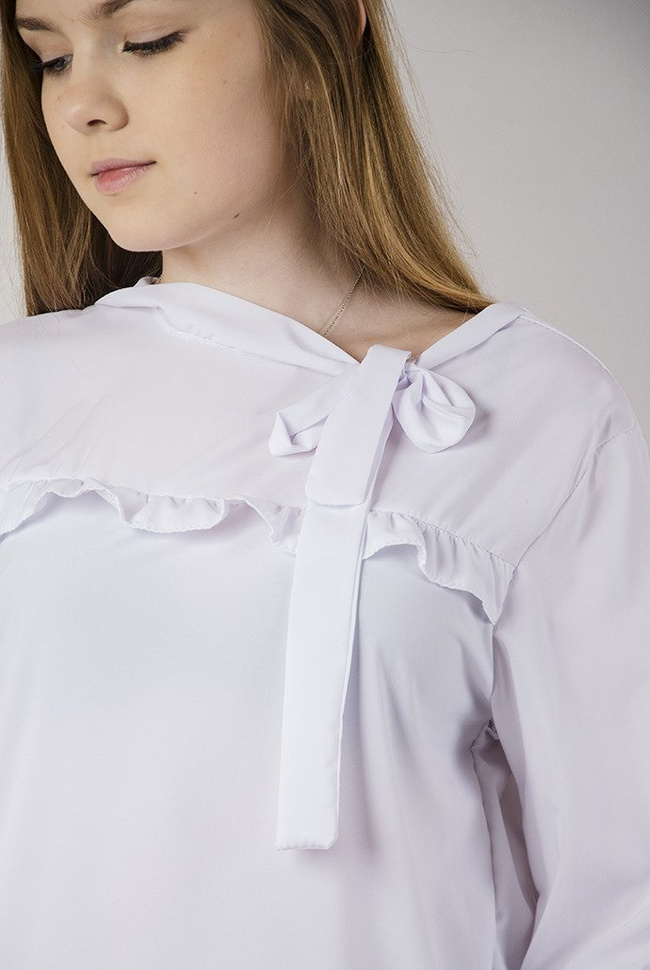 Biała bluzka koszulowa  z falbanką oraz wiązaniem przy szyi