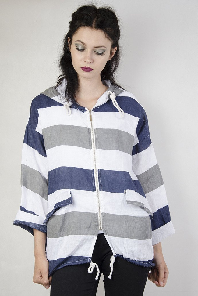 Narzutka w  paski z zamkiem