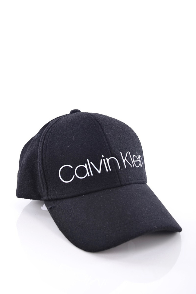 CZAPKA Z DASZKIEM CALVIN KLEIN CCK0701