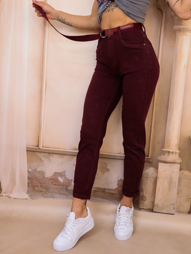 BORDOWE SPODNIE MOM FIT+ PASEK