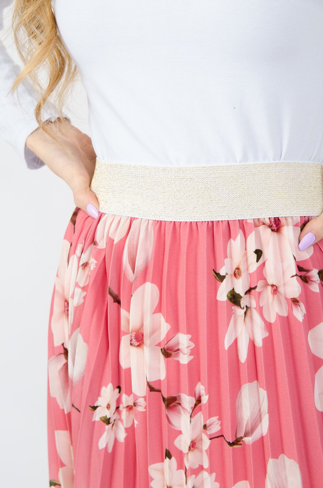 PLISOWANA SPÓDNICA W KWIATY W KOLORZE RÓŻOWYM