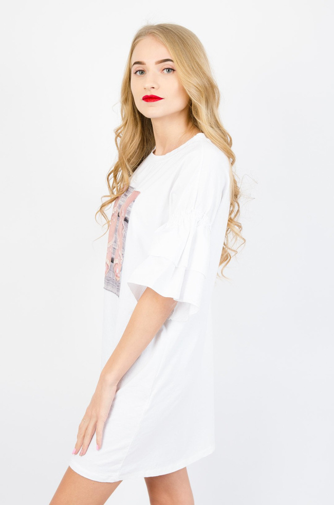 BIAŁA SUKIENKA Z APLIKACJĄ