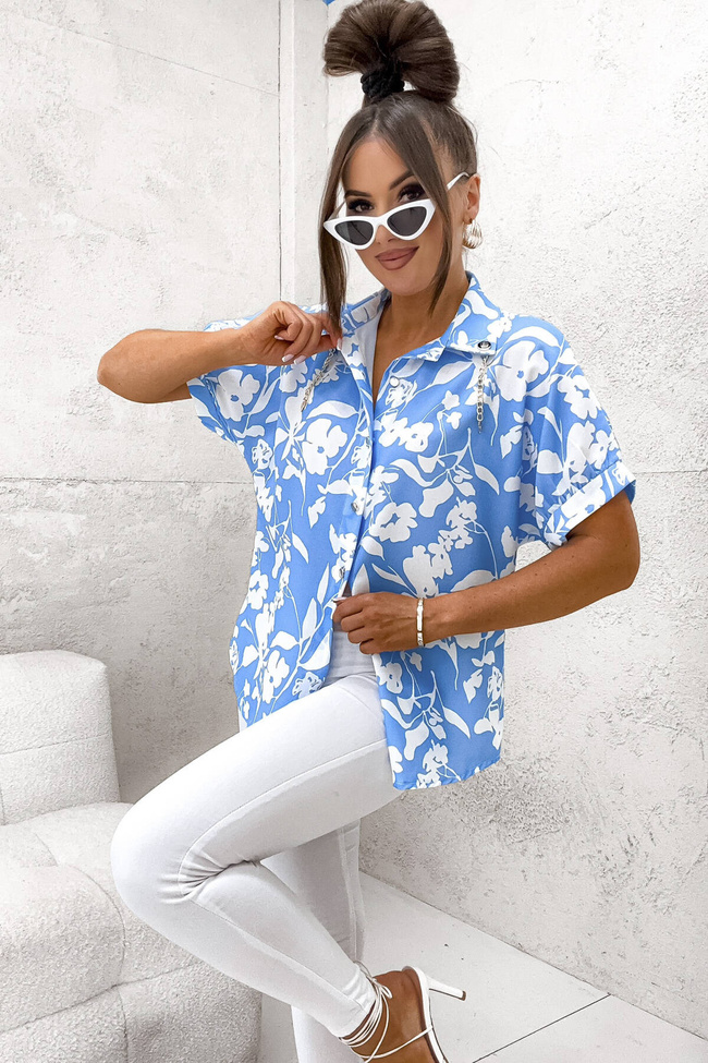 WZORZYSTA BLUZKA ZAPINANA NA GUZIKI Z ŁAŃCUSZKAMI-NIEBIESKA