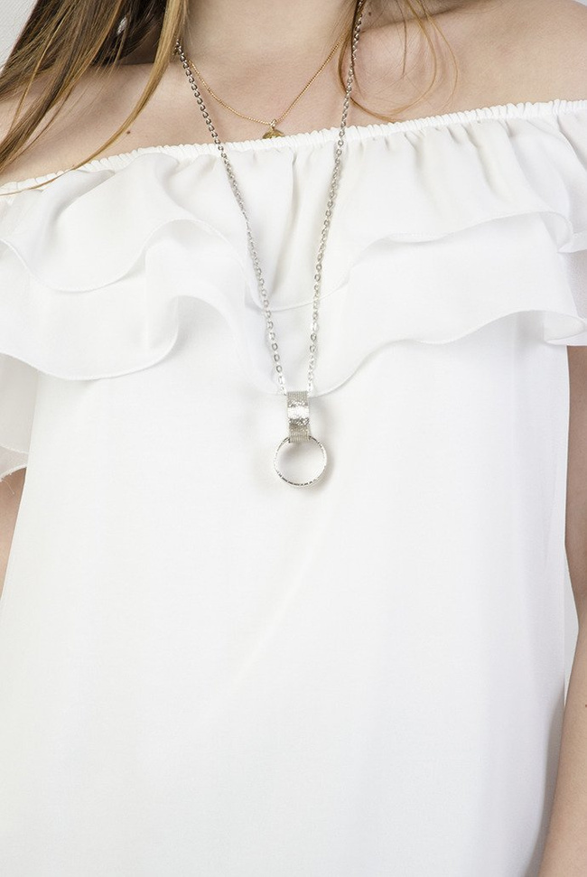 Biała bluzka z podwójną falbaną 