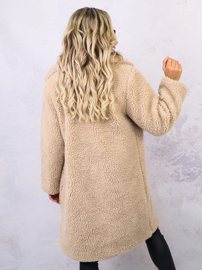 BRĄZOWY PŁASZCZ PLUSZOWY Z KOŁNIERZEM 