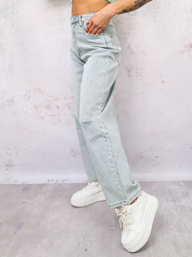 SPODNIE JEANSOWE BALLOON Z PRZETARCIAMI