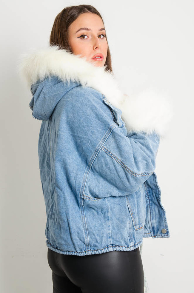 JEANSOWA KURTKA OVERSIZE Z BIAŁYM FUTERKIEM