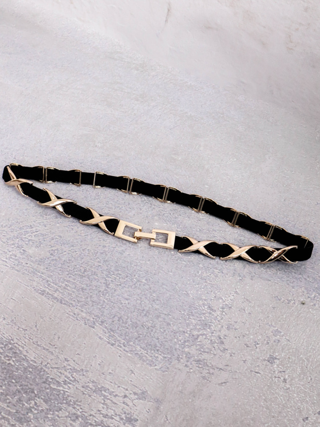 CZARNY PASEK NA GUMIE ZE ZŁOTYMI ELEMENTAMI