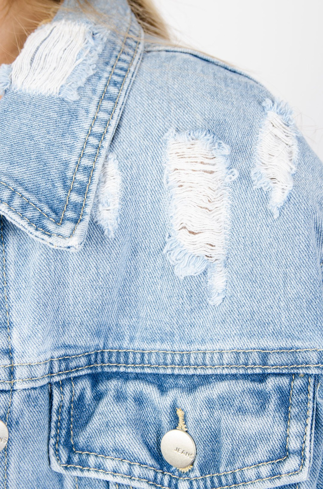 KRÓTKA KURTKA JEANSOWA Z PRZETARCIAMI 