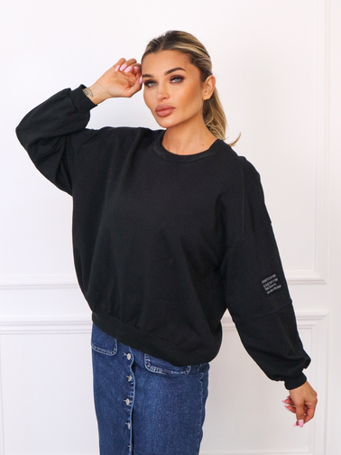 BLUZA OVERSIZE Z NASZYWKĄ- CZARNA