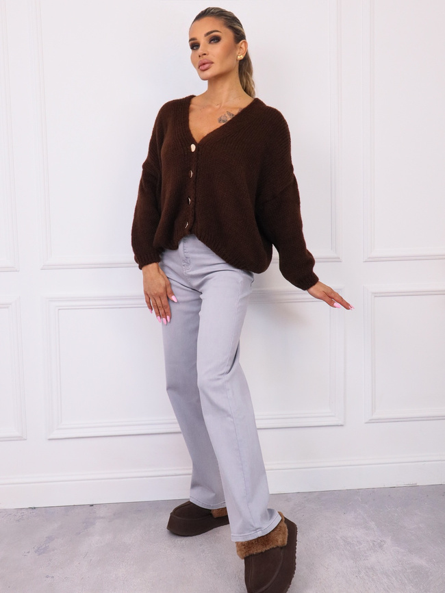 LUŹNY SWETER ZE ZŁOTYMI GUZIKAMI- CIEMNY BRĄZ