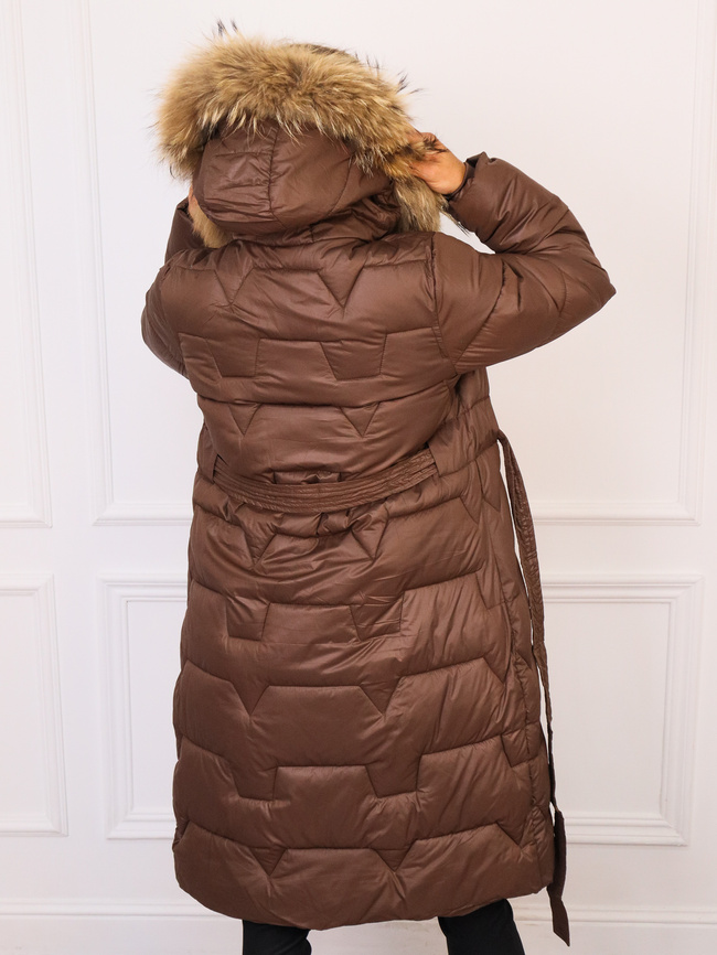 DŁUGA PIKOWANA KURTKA Z FUTERKIEM I PASKIEM- CZEKOLADOWA