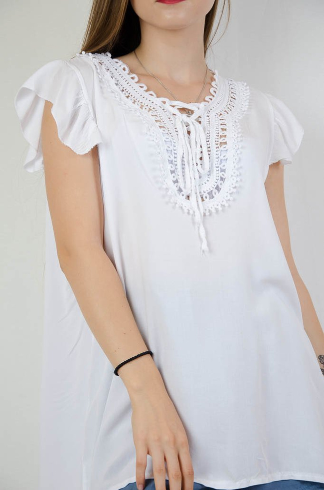 BIAŁA BLUZKA AŻUROWY DEKOLT