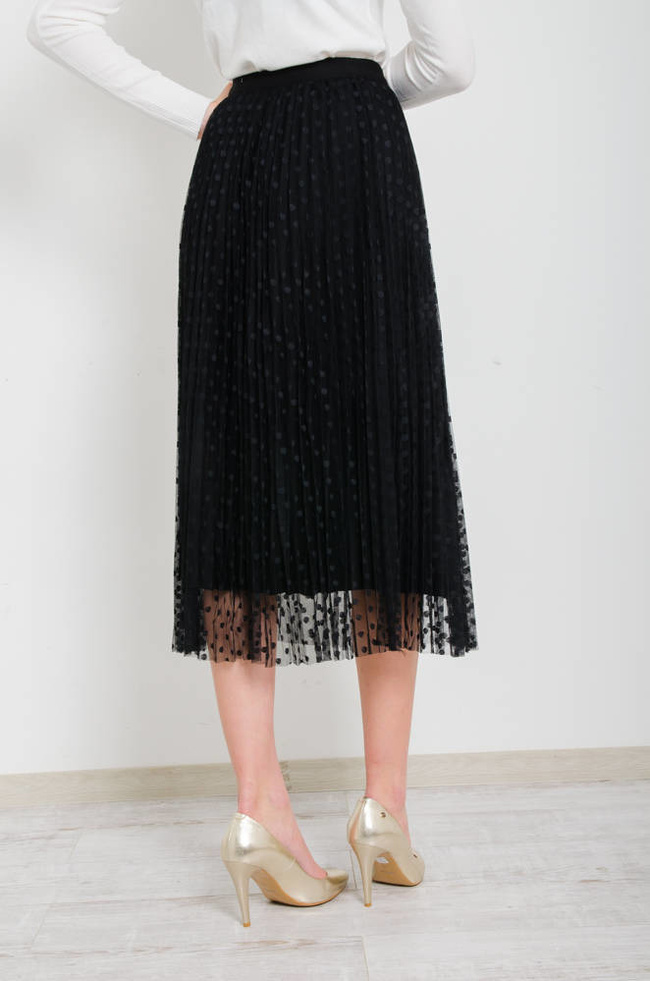 CZARNA PLISOWANA SPÓDNICA MIDI Z TIULU W CZARNE KROPKI-DWUSTRONNA