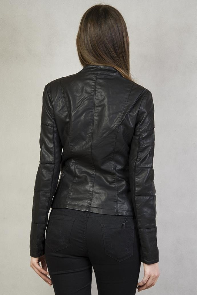 Kurtka w stylu "ramoneska"