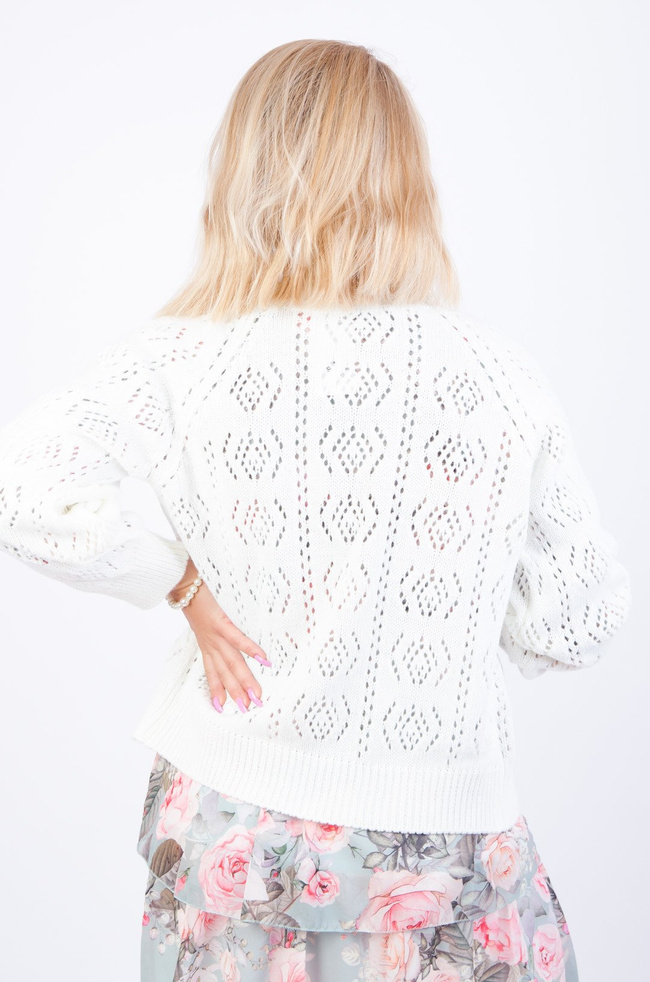 KREMOWY AŻUROWY SWETER ZAPINANY NA GUZIKI