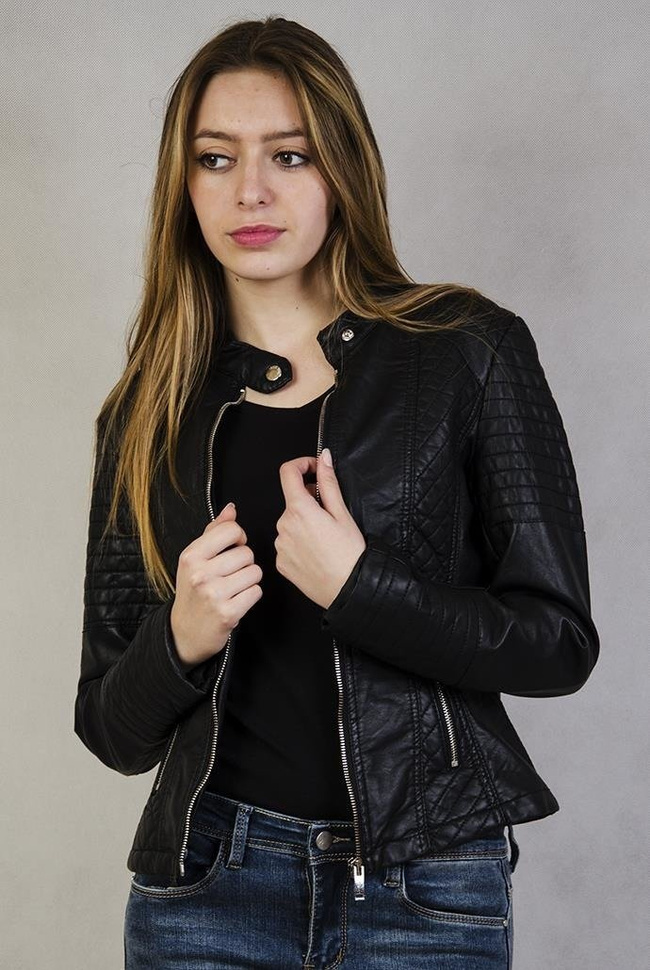 Kurtka ramoneska z zamkami