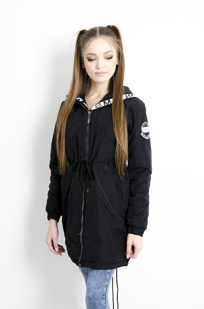 KURTKA PARKA Z KAPTUREM W KOLORZE CZARNYM 