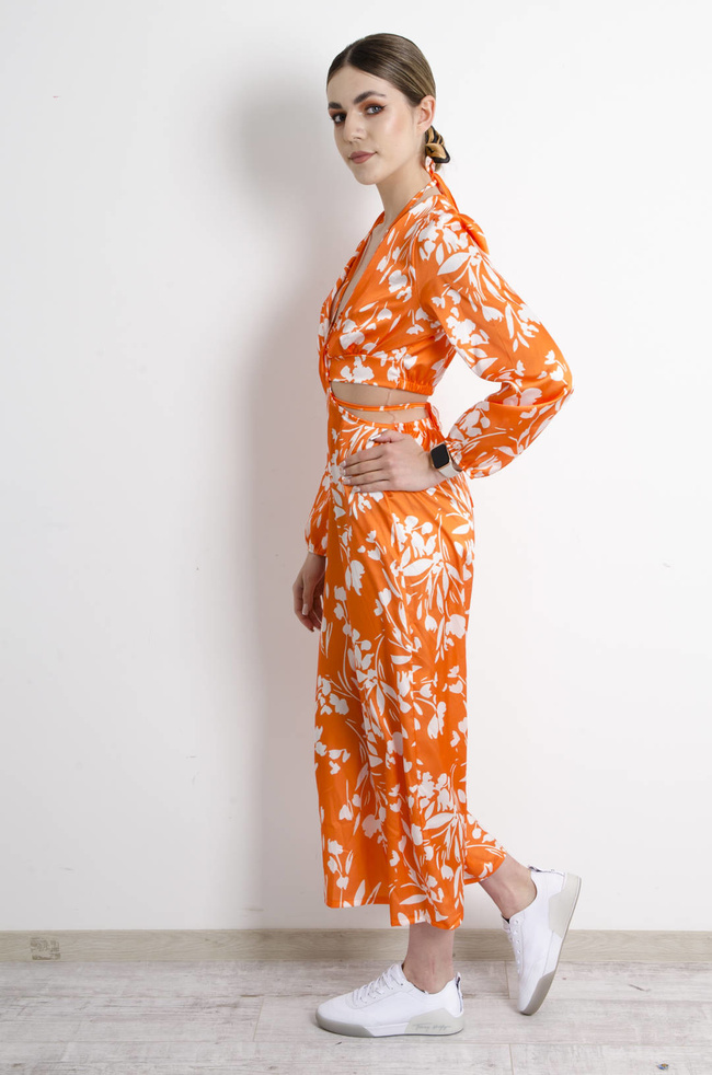 SUKIENKA POMARAŃCZOWA W KWIATY Z WYCIĘCIEM