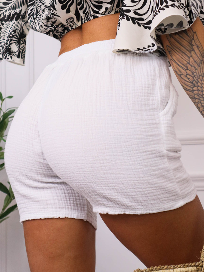 SZORTY MUŚLINOWE Z WIĄZANIEM W PASIE- BIAŁE