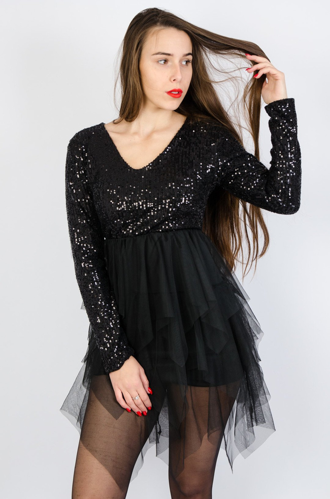 CZARNA TIULOWA SUKIENKA Z CEKINAMI