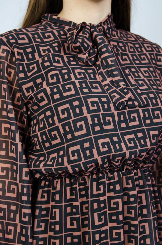 Czarno brązowa sukienka midi z gumką w pasie