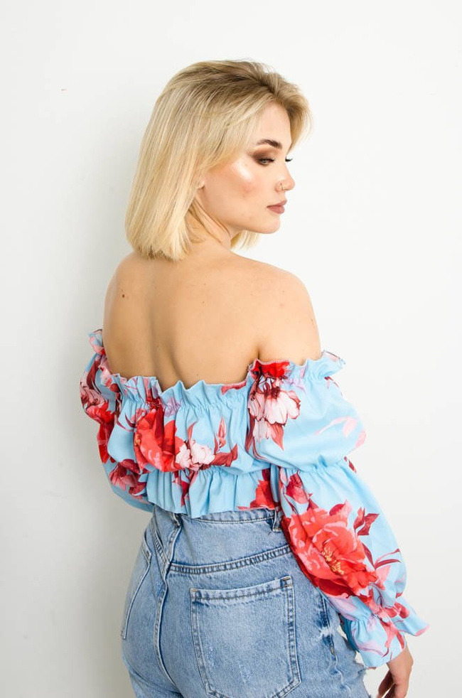 NIEBIESKA HISZPANKA CROP TOP W KWIATY