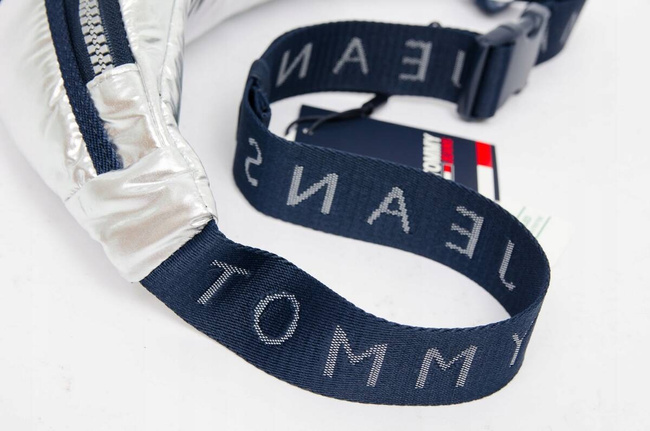 NERKA TOMMY HILFIGER 